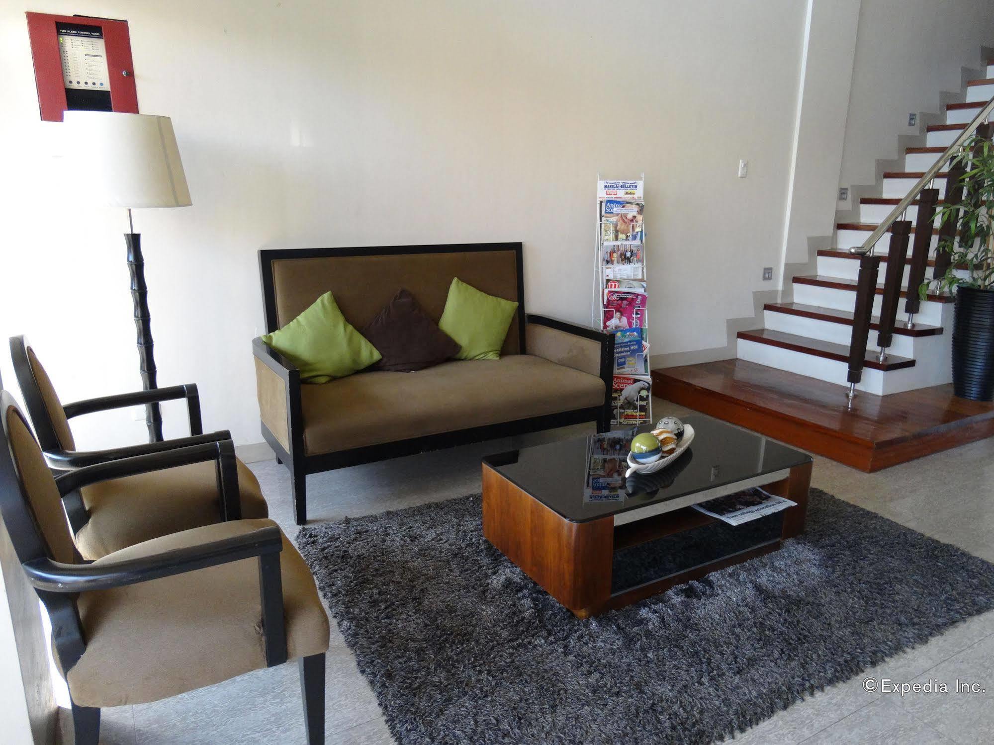 อินฟินิตี้ สวีทส์ Hotel Davao ภายนอก รูปภาพ