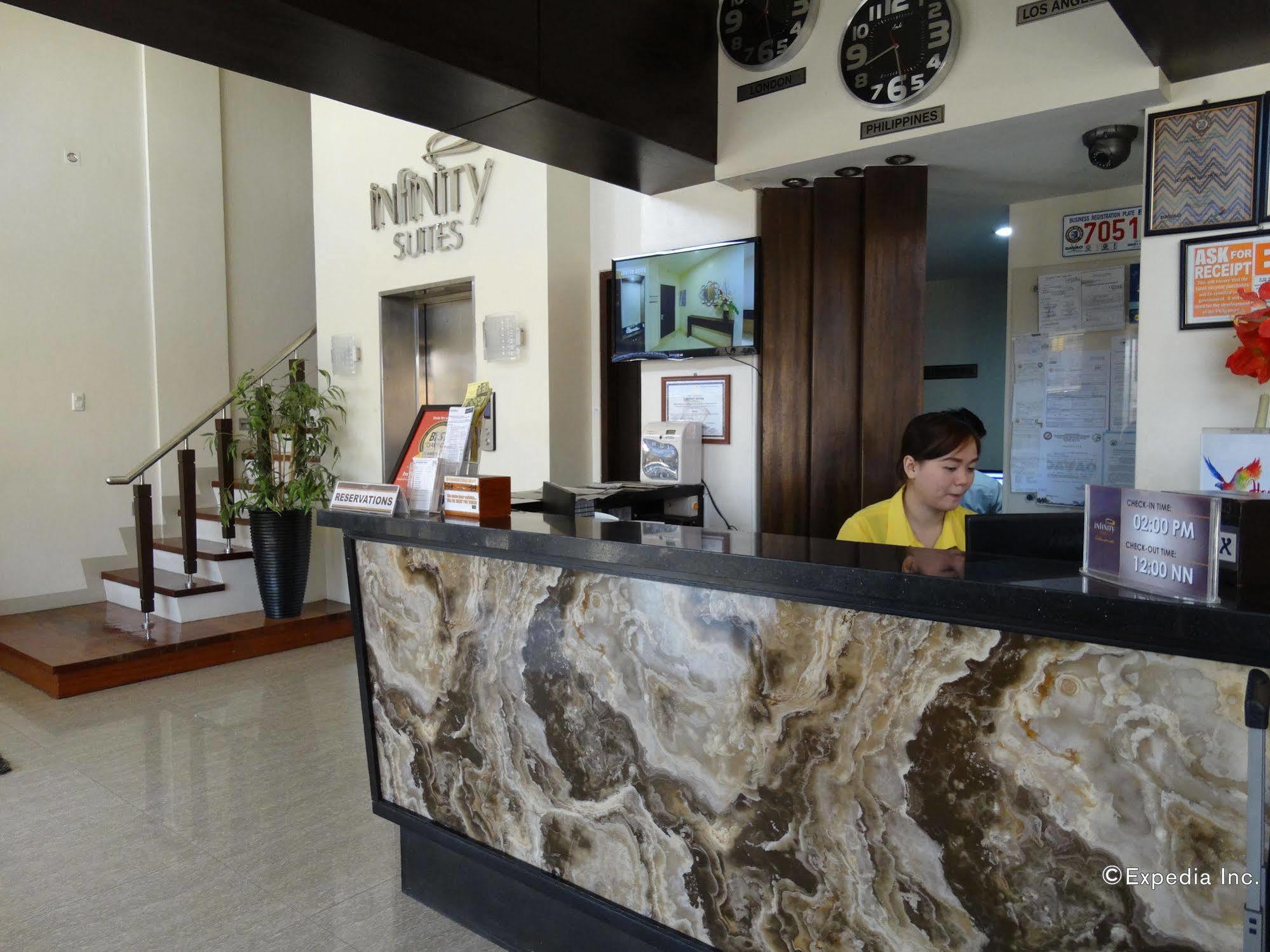 อินฟินิตี้ สวีทส์ Hotel Davao ภายนอก รูปภาพ